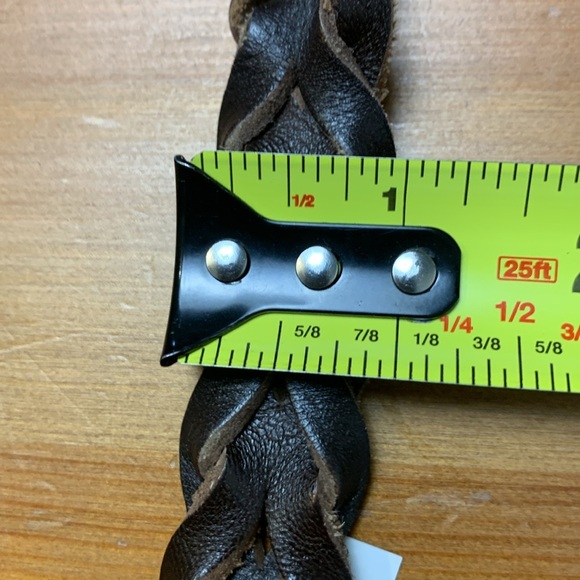 Brown twist belt with raw edge, silver buckle - Picture 5 of 8